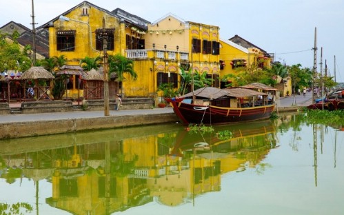 Experience Southern & Central Vietnam 9 Days