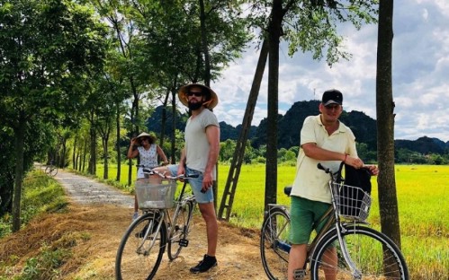 Mai Chau Full Day With Biking Tour