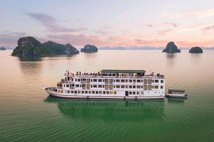 Ha Long Bay 2 Days 1 Night With Crown Legend 4 star